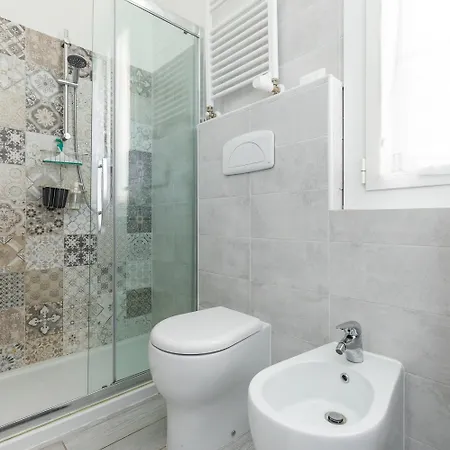 Saffi Glamorous By Wonderful Italy Apartament Bolonia