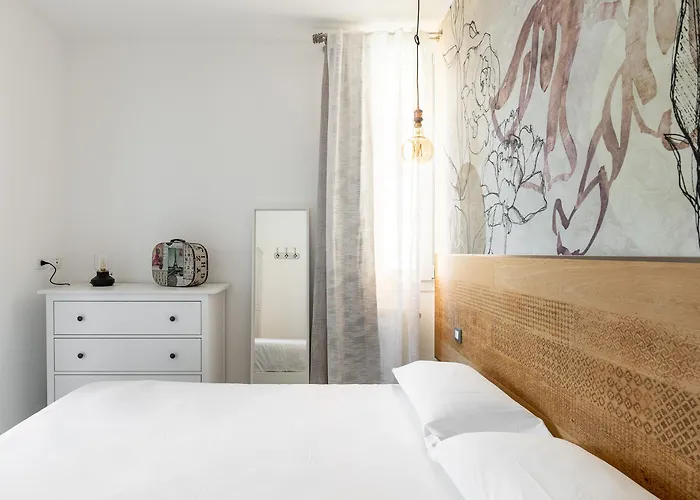 Saffi Glamorous By Wonderful Italy *